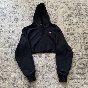 Champion Cropped Black Hoodie